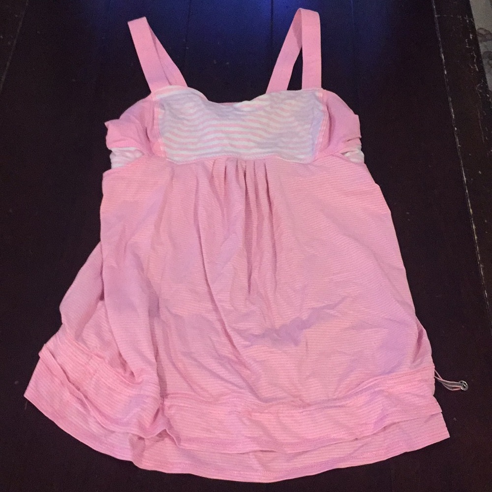 Lululemon workout tank